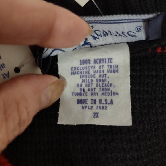 VINTAGE JJ BROWNE NWT Women's Red/Black/White/Green Holiday Sweater Size 2X - Picture 8 of 11